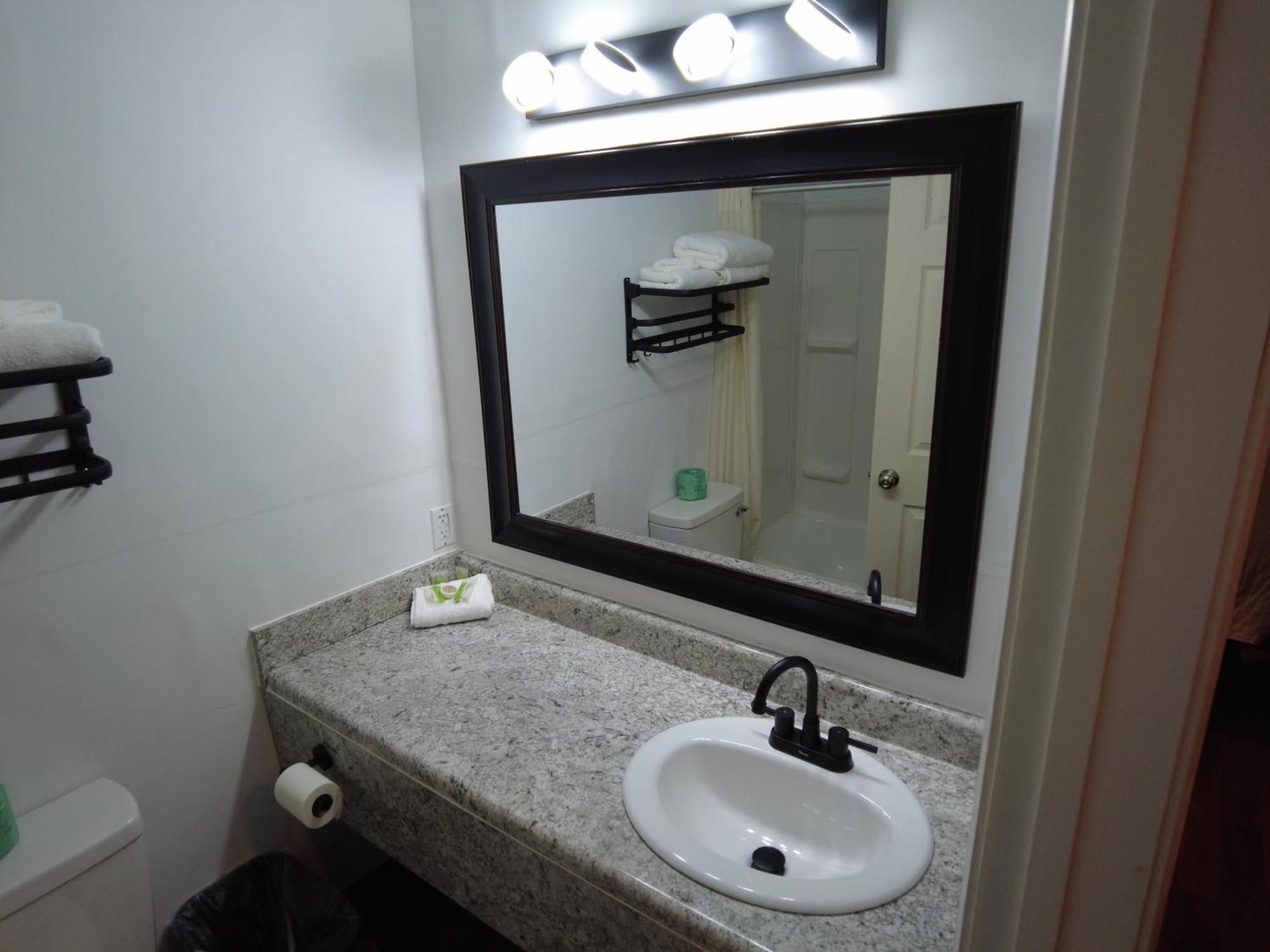 Americourt Hotel And Suites - Elizabethton Dış mekan fotoğraf